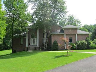 101 Dogwood Ct, Butler, PA 16001-1663