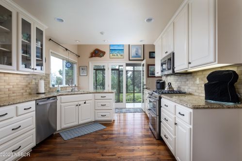 2123 Fallen Leaf Dr, Santa Maria CA  93455-5739 exterior
