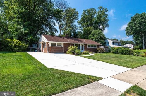7503 Ferber Pl, Springfield, VA 22151-2932