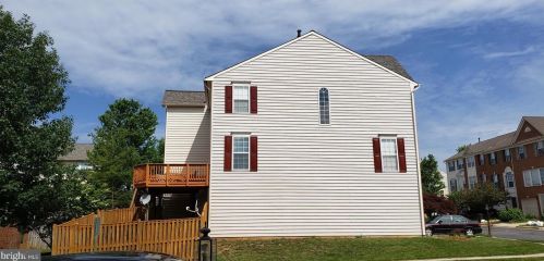 2528 James Maury Dr, Herndon VA  20171-4351 exterior