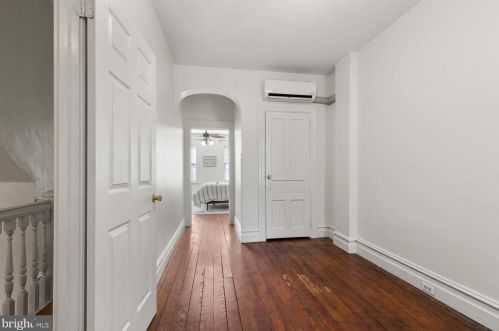 231 Mulberry St, Lancaster PA  17603-3741 exterior