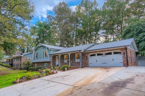 2630 Stella Burns Dr, Tucker, GA 30084-3621
