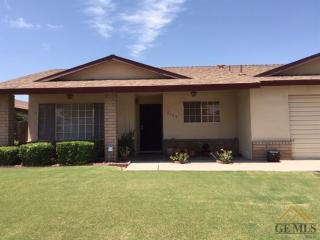 2155 Rounds St, Delano, CA 93215-1244