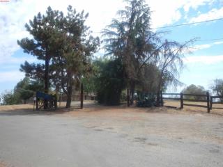 17085 Juanita Dr, Madera, CA 93636-1421