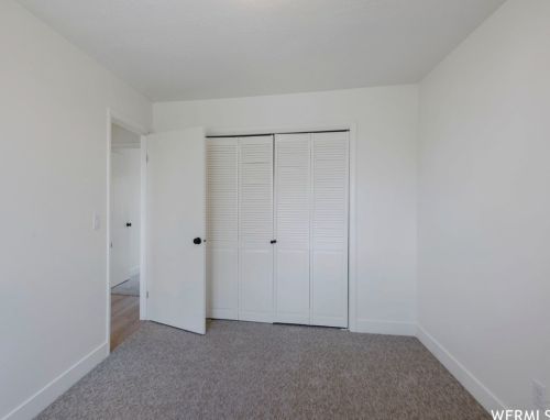 10007 Marble St, Sandy UT 84094-4027 exterior