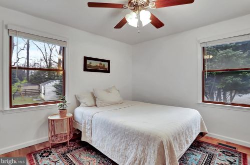 164 Ashley Dr, Shepherdstown WV  25443-4617 exterior