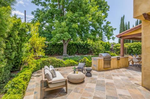 1969 Farndon Ave, Los Altos CA 94024-6944 exterior