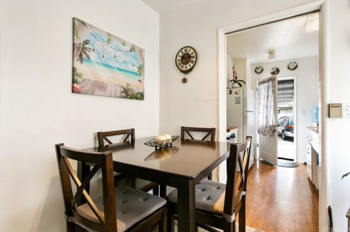 432 Ivy St, Glendale CA  91204-1027 exterior