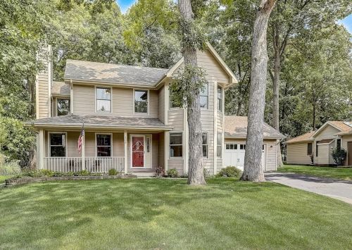 504 Windham Trl, Carpentersville, IL 60110-1999