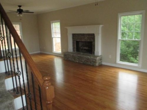 416 Willow Ct, Rockmart, GA 30153-8230