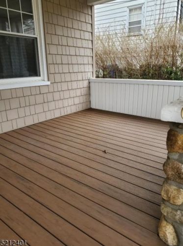 28 Squaw Brook Rd, Paterson NJ  07508-2512 exterior