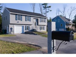 38 Collins Cir, Rochester, NH 03867-2468