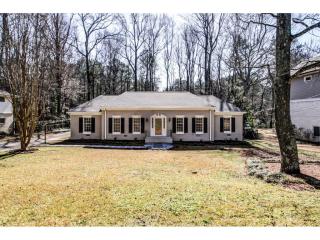 2959 Greenwillow Dr, Atlanta, GA 30345-3717