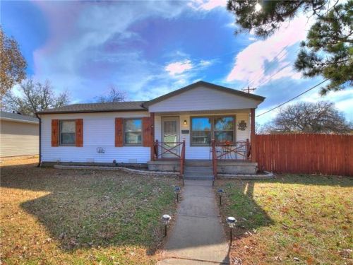 232 Sunset Dr, Edmond, OK 73003-5753