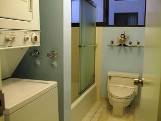 727 Lukepane Ave, Honolulu HI  96816-1033 exterior