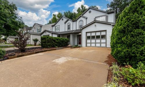 3645 Regency Park Dr, Duluth, GA 30096-3828