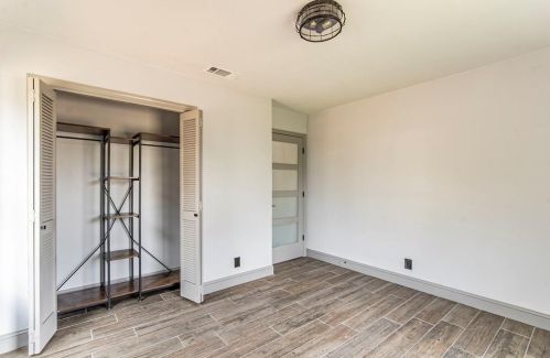 9600 Claxton Dr, Austin TX  78736-2901 exterior