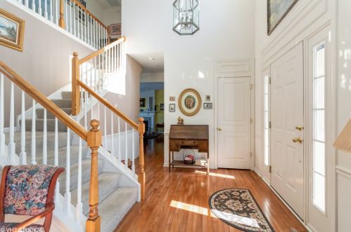 642 Huntington Blvd, Barrington Hills, IL 60118