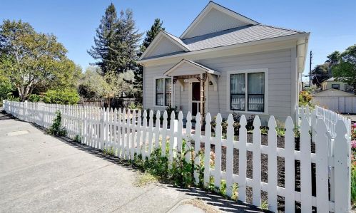 615 Main St, Sebastopol, CA 95472-3487