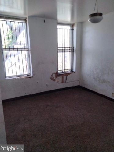 1459 52nd St, Philadelphia, PA 19143-5006