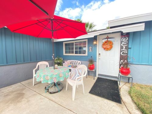 1571 Fairmount Blvd, Riverside, CA 92501-1803