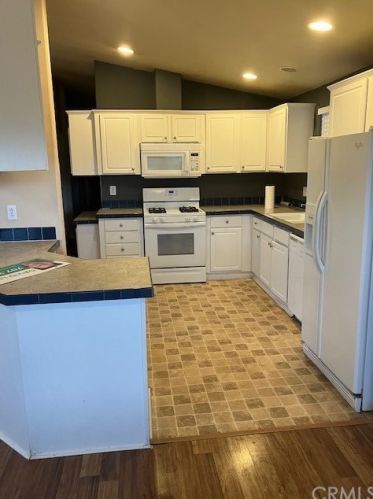 14002 Apple Ln, Sulphur Bank Rancheria, CA 95423-9683