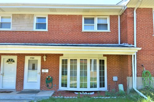 7769 Nordica Ave, Niles IL  60714-3311 exterior