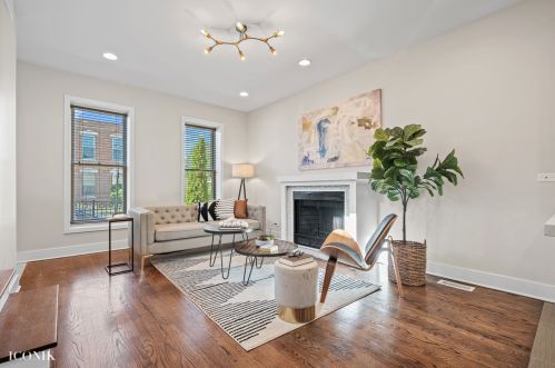 2415 Washburne Ave, Chicago IL  60608-1007 exterior