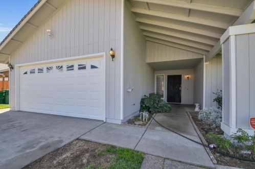 418 Elgin Ave, Lodi, CA 95240-8857