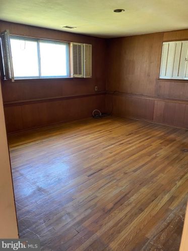 41 Bayberry Rd, Trenton NJ 08618-1023 exterior