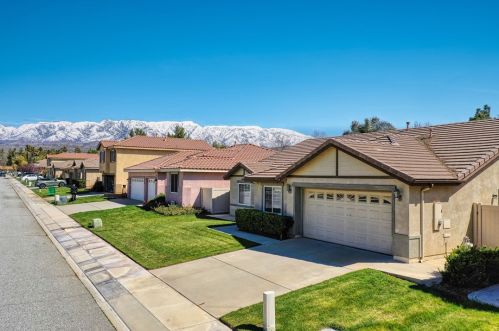 1238 Daisy Dr, Beaumont, CA 92223-8408