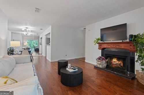603 Country Park Dr, Smyrna GA  30080-8220 exterior