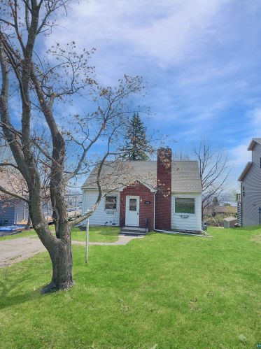2806 Skyline Pkwy, Duluth, MN 55806-1140