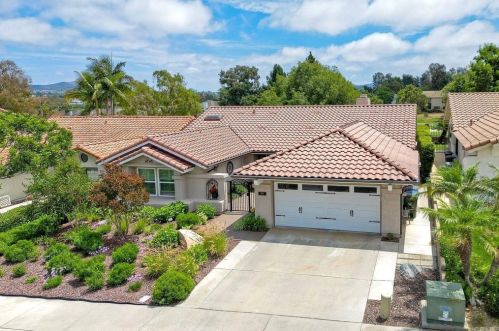 1153 Columbus Way, Vista, CA 92081-8941