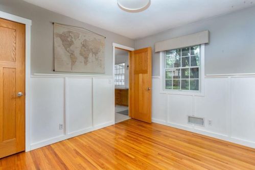 1616 Demont Ave, Saint Paul MN  55109-2112 exterior