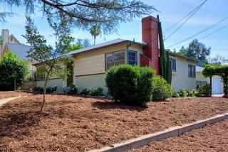 3176 Fair Oaks Ave, Altadena, CA 91001-4862