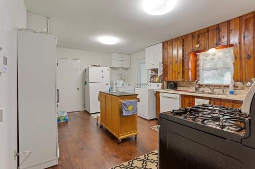 9000 Rowland Dr, Fort Worth TX  76108-2225 exterior