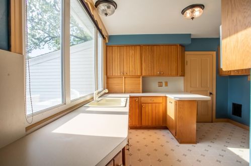 125 Grant St, Crown Point IN  46307-4011 exterior