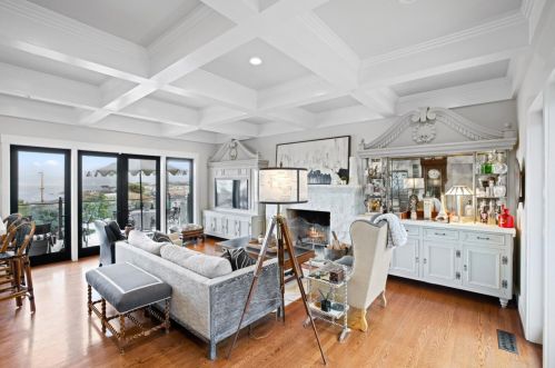 869 Del Monte Blvd, Del Monte Park, CA 93950-2215