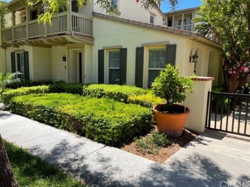 43 Spanish Lace, Irvine CA  92620-3411 exterior