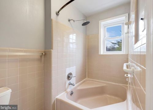 13908 Gate Dr, Silver Spring MD 20906-2208 exterior