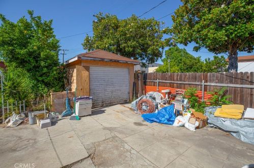 913 Maple St, Glendale CA  91205-1828 exterior