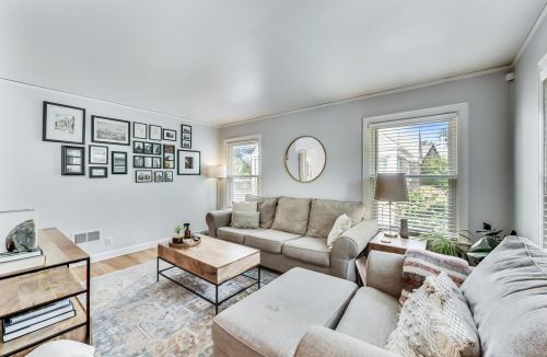 550 Orchard Ct, Des Plaines, IL 60016-3117