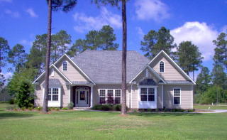 483 Cromwell Cir, Douglas, GA 31535-7409