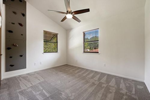 12402 Burlywood Trl, Austin TX  78750-1105 exterior