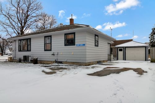 2288 3812th Rd, Serena, IL 60549-5102