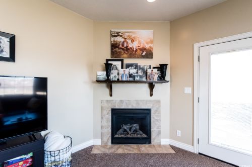 456 Cottage Ct, Providence UT 84332-4700 exterior