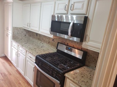 502 Ansley Villa Dr, Atlanta GA  30324-4813 exterior