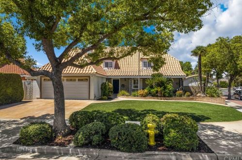 2929 Hempstead Rd, Anaheim CA  92806-4008 exterior