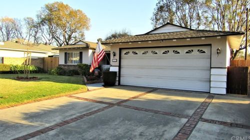 2898 Peyton Rd, La Verne, CA 91750-3603